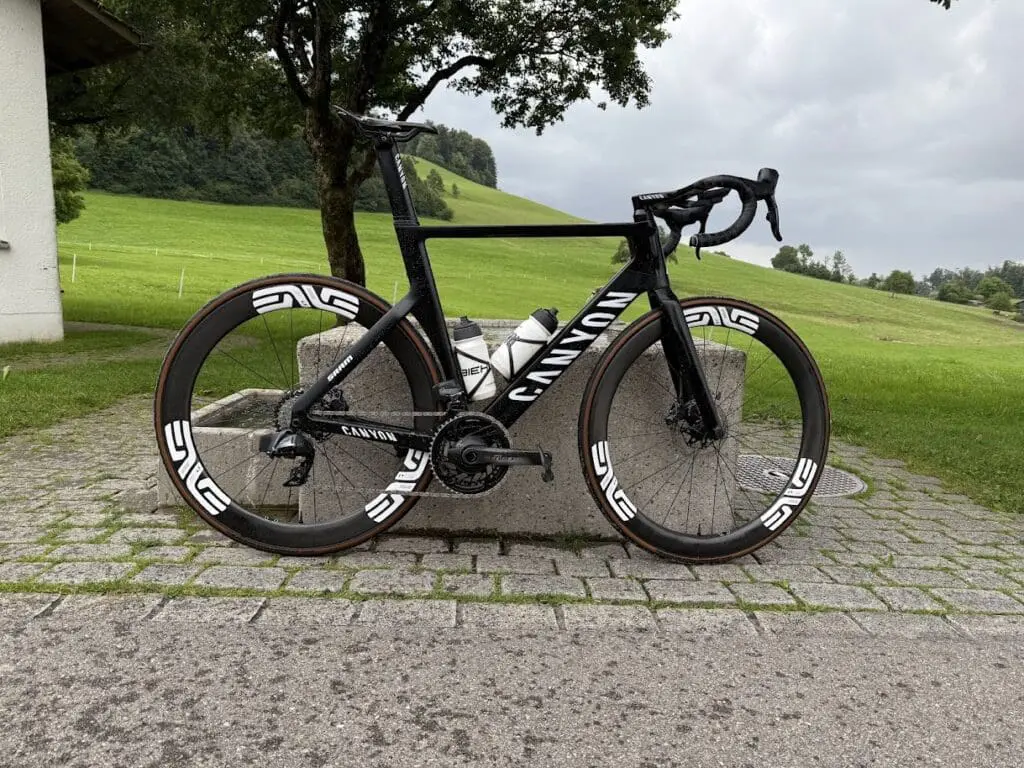 Canyon Aeroad bike decal set. Replacement vinyl stickers for Canyon Aeroad frames.